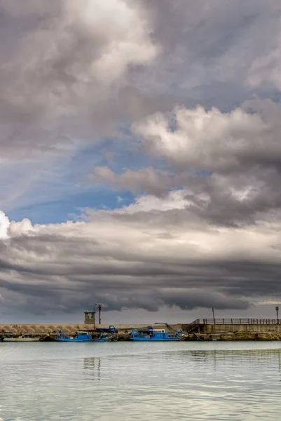 Bouře v přístavu — Stock fotografie