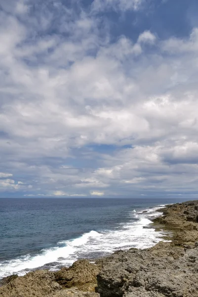Rock deniz kıyısı — Stok fotoğraf