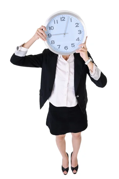 Business woman holding klocka — Stockfoto