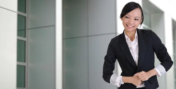 Aziatische Dame met vreugde — Stockfoto