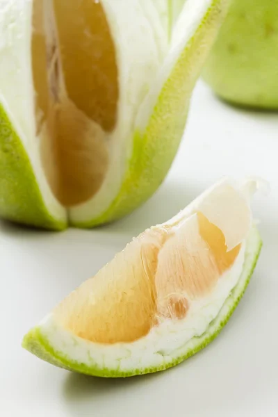 Fresh pomelo — Stock Photo, Image