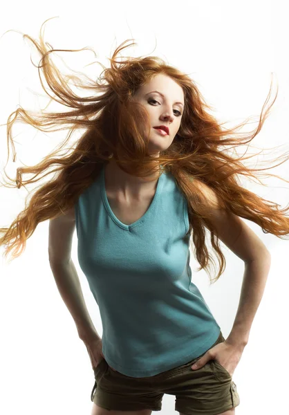 Kızıl saçlı genç cinsel kadın — Stok fotoğraf