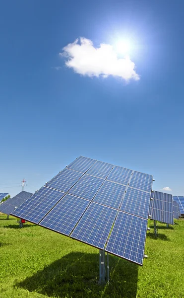 Solární elektrárny — Stock fotografie