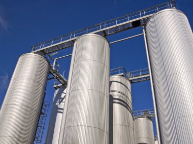 Silos clipart