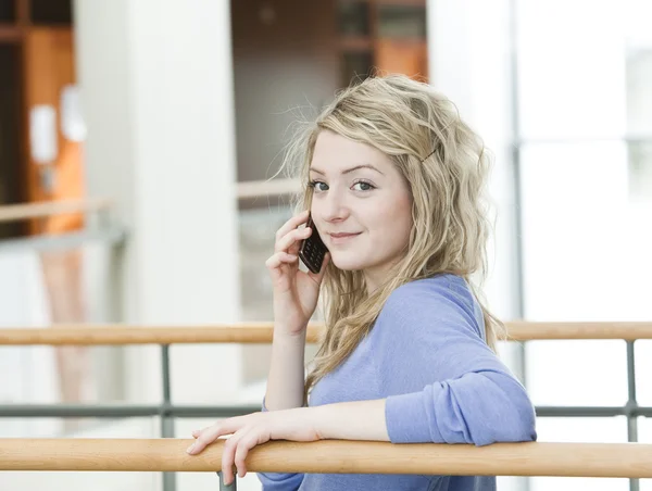 Girl on the phone — Stock Photo, Image