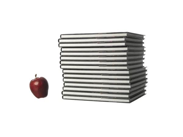 Libros con una manzana —  Fotos de Stock