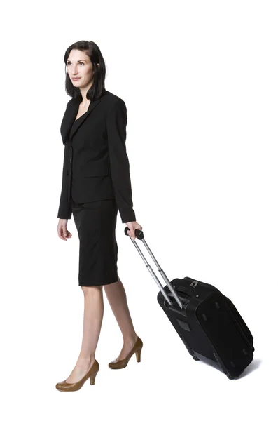 スーツケースを着た女性が — ストック写真