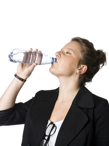 Mädchen trinken Wasser — Stockfoto