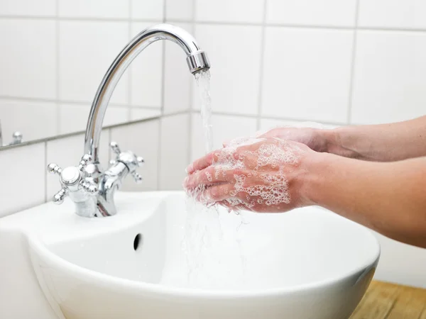 Hände waschen — Stockfoto