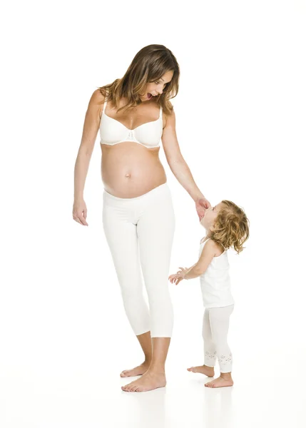 딸 과 함께 임신 한 여자 — 스톡 사진