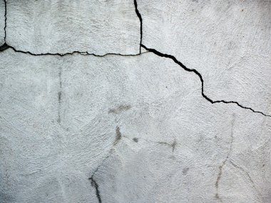 Cement cracks