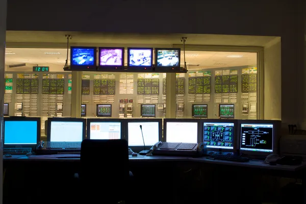 Sala de controlo - central nuclear Imagens De Bancos De Imagens