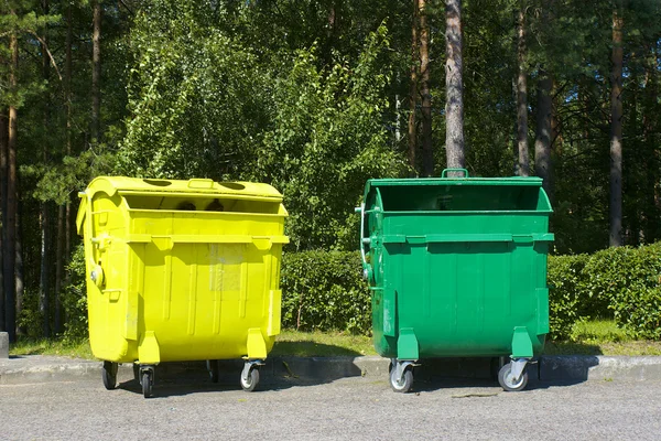 Kontejnery na odpadky — Stock fotografie