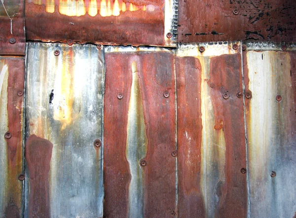 生锈的金属板 — 图库照片
