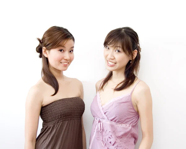 Twee gelukkige meisjes — Stockfoto