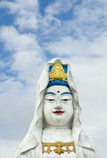 Estátua de Guanyin — Fotografia de Stock