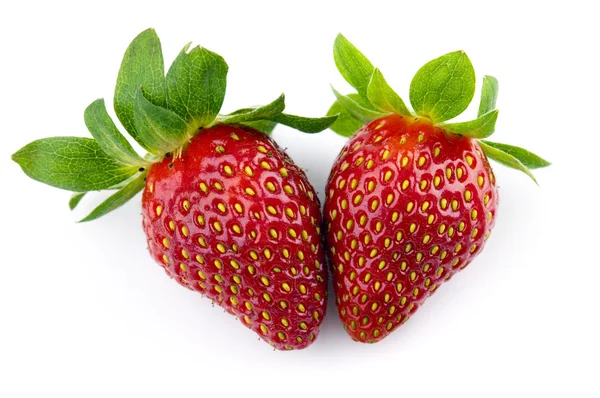 Φρέσκες φράουλες απομονωμένες — Φωτογραφία Αρχείου