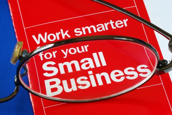 Fokusera på bank med small business — Stockfoto