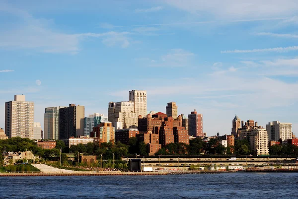 Skyline van Downtown brooklyn in new york city — Stockfoto