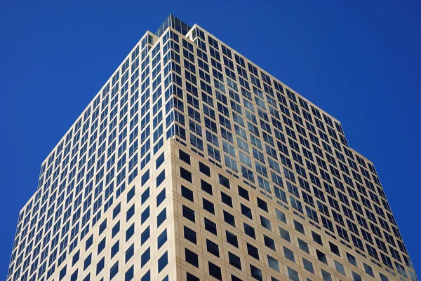 Moderne stedelijke kantoorgebouwen in een abstracte patroon — Stockfoto