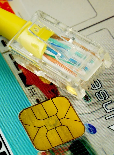 Καλώδιο δικτύου σε ένα chip κάρτα έννοιες των online αγορών — Φωτογραφία Αρχείου