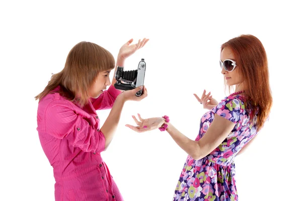 Two girls are taken pictures — Stock Photo, Image