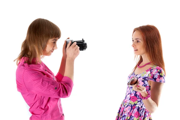 Twee meisjes zijn foto's genomen — Stockfoto