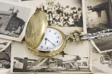 Vintage pocket watch clipart