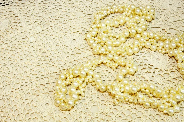 Perles et dentelle — Photo