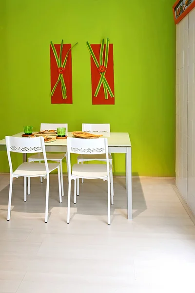 Sala de jantar verde — Fotografia de Stock