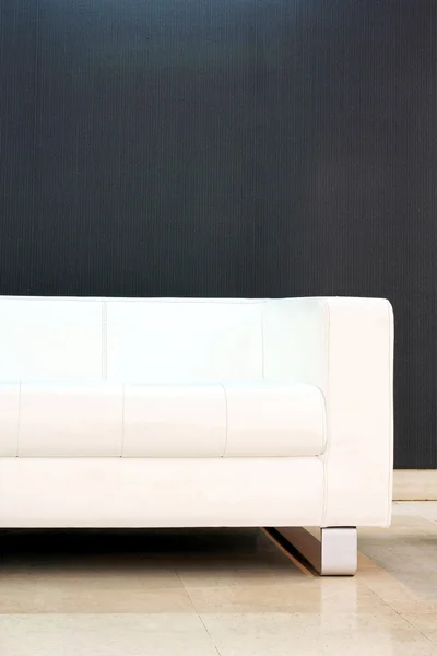 Parte blanca sofá — Foto de Stock