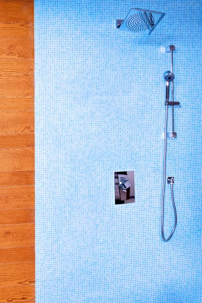 Blaue Dusche — Stockfoto