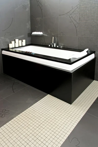 Black bathtub — Stock Photo, Image