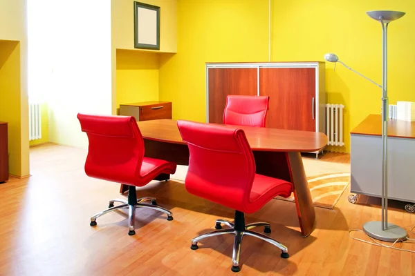 노란 사무실 — 스톡 사진