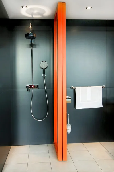 Černý sprcha — Stock fotografie