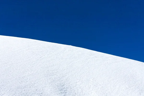 Colina de neve — Fotografia de Stock