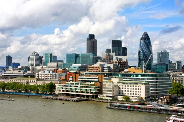 Soliga london landskap — Stockfoto
