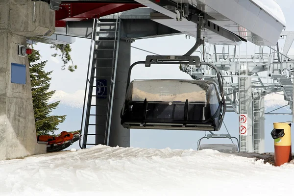 Chair lift cabin — Stock Photo, Image