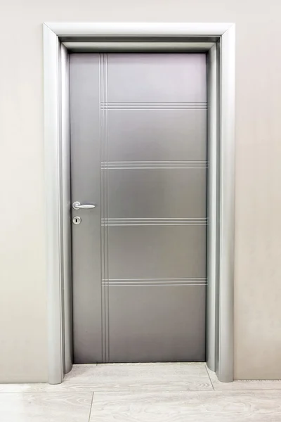Silver dörr — Stockfoto