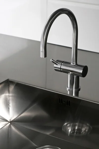 Faucet sink — Stock Photo, Image