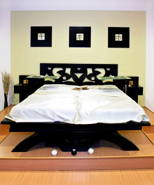 Orientalisches Bett — Stockfoto