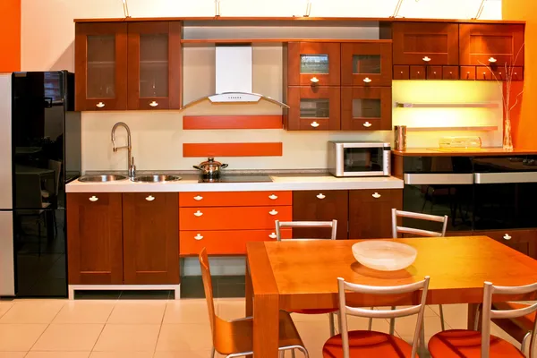 オレンジ色のキッチン — ストック写真