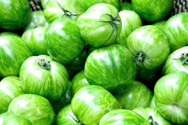 Green tomato clipart