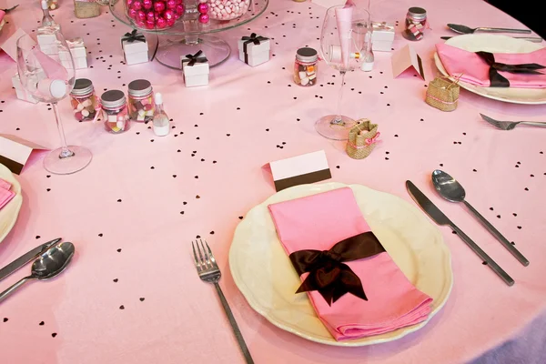 Mesa de boda rosa —  Fotos de Stock
