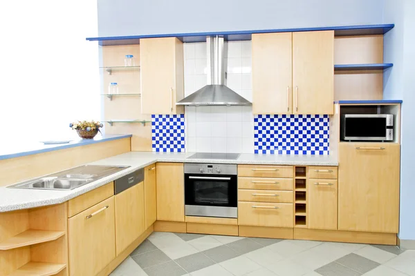 Mavi mutfak yatay — Stok fotoğraf
