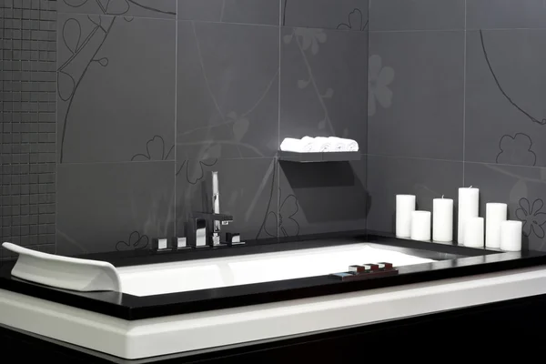 Black bathtub — Stock Photo, Image
