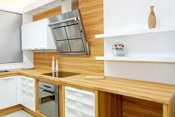 Cozinha de madeira horizontal — Fotografia de Stock