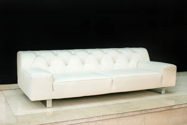 Ângulo de sofá de couro — Fotografia de Stock