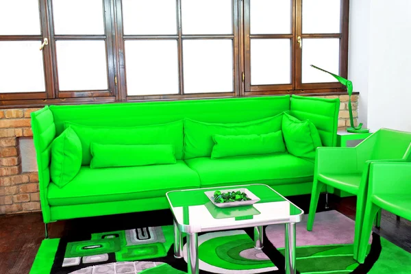 Sofá verde — Foto de Stock
