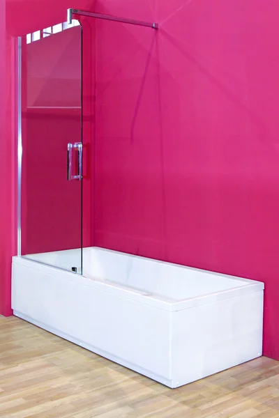 粉红色浴室 — 图库照片